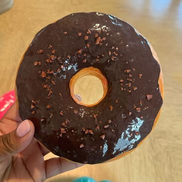 Chic Faux Doughnut Decor - Handcrafted Art Piece for Home Styling - Picture 3 of 4